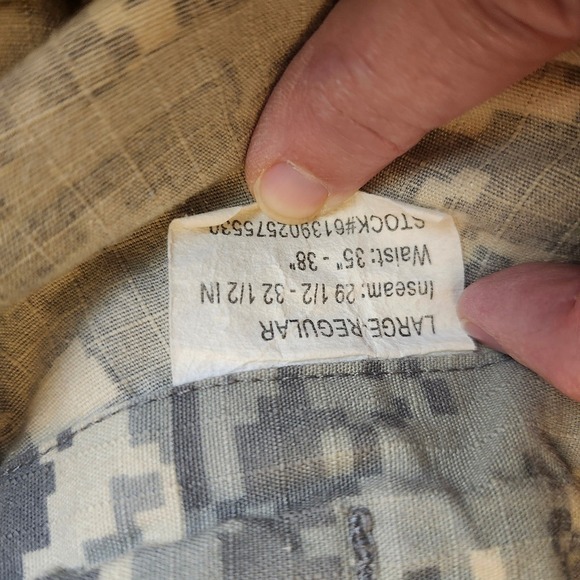 US Army Digital Camo Combat Cargo Pants Large Regular Waist 35-38 Inseam 29-32 - Picture 5 of 10